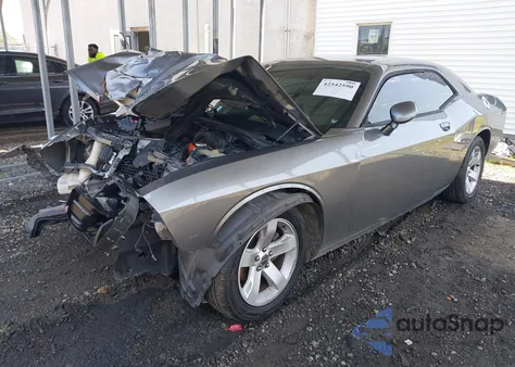 2012 Dodge Challenger Sxt z USA, uszkodzony, nr VIN 2C3CDYAG8CH125277